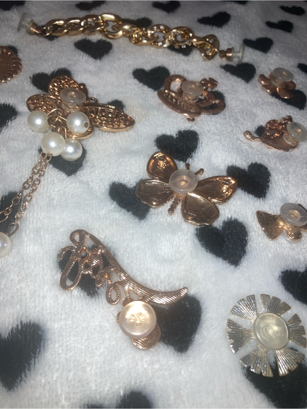 Gold Rhinestone Croc Charms - Picture 5 of 5